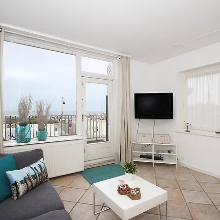 Apartment Sea & Beach View *