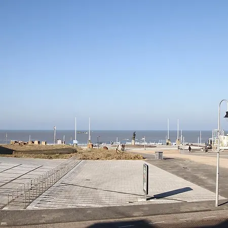 公寓 Sea & Beach View *